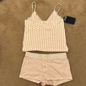 brandy melville nwt amara heart set